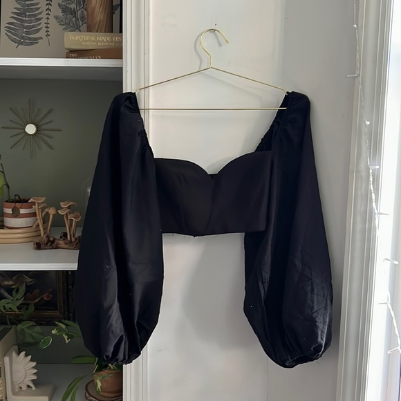 ASOS Tops - Black balloon sleeve ASOS crop top shirt